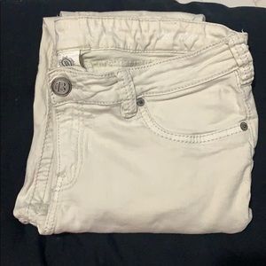 Cream Bootlegger a Skinny Jeans